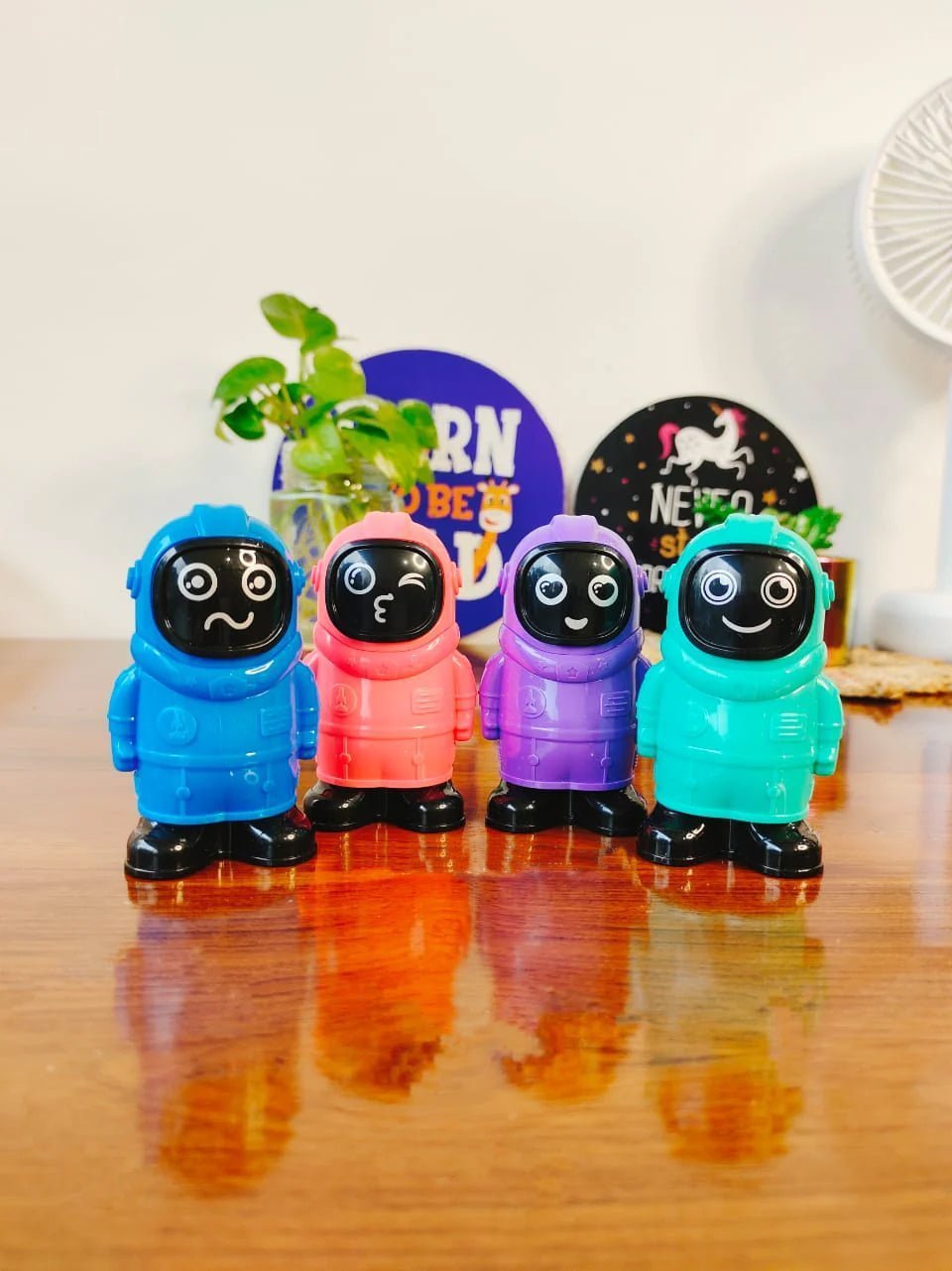 CuteAstronautShapeDualHoleSharpener_Eraser
